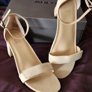 BNWB: ABEO Tempo Strap Cuban Sandal Metatarsal Heels, 8.5 US